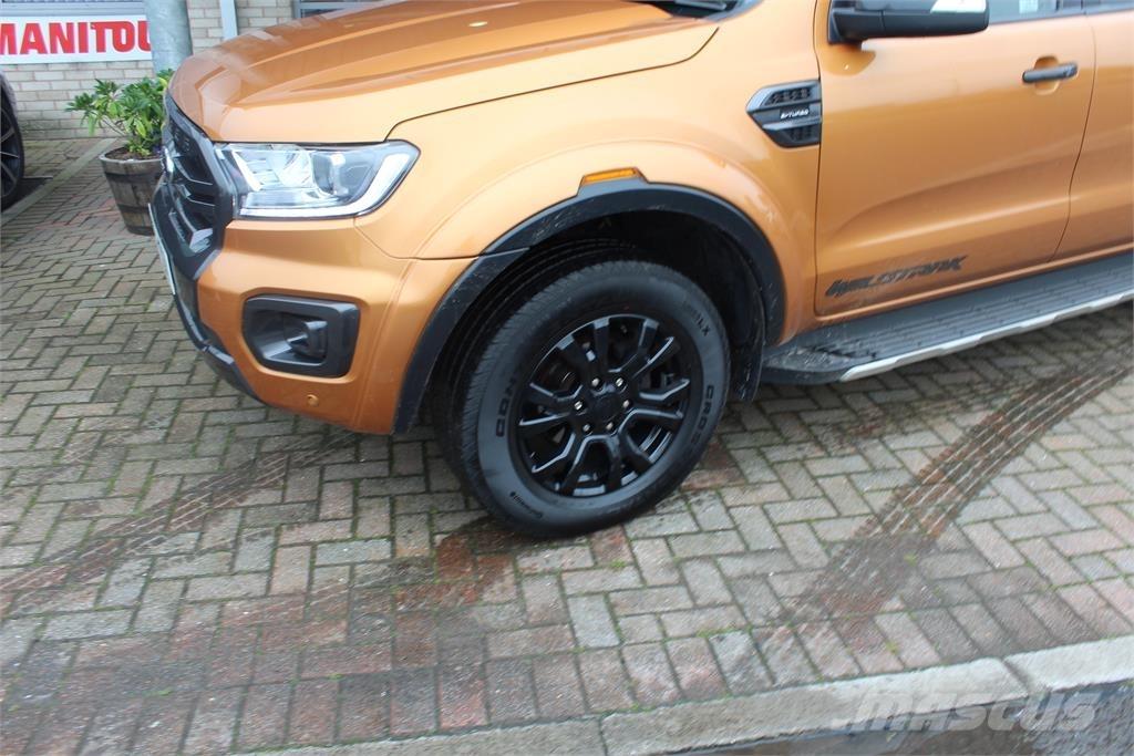 Ford Ranger Wildtrak 皮卡.傳統半斗卡車/側卸板