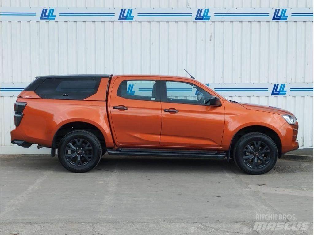 Isuzu V-Cross 皮卡.傳統半斗卡車/側卸板