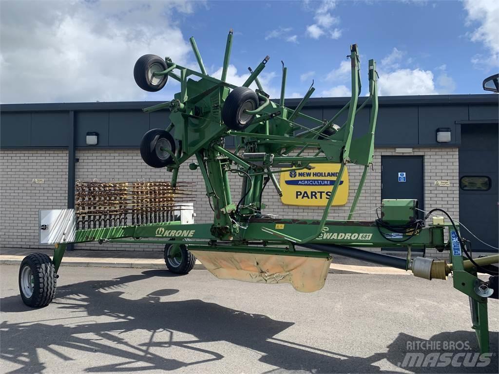 Krone 681 耙與翻草機