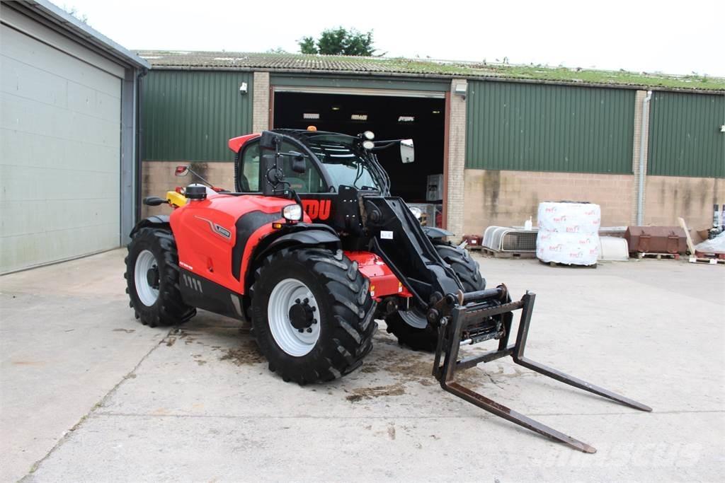 Manitou MLT630 伸縮臂操作車