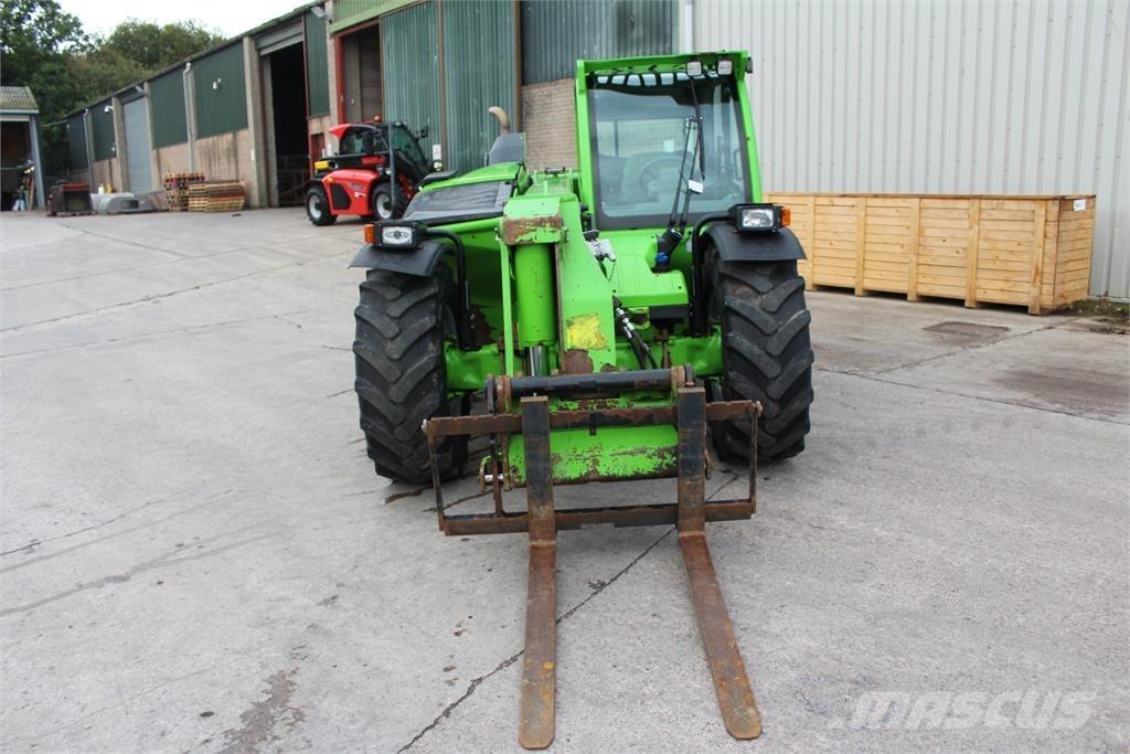 Merlo TF33.7 115 伸縮臂操作車
