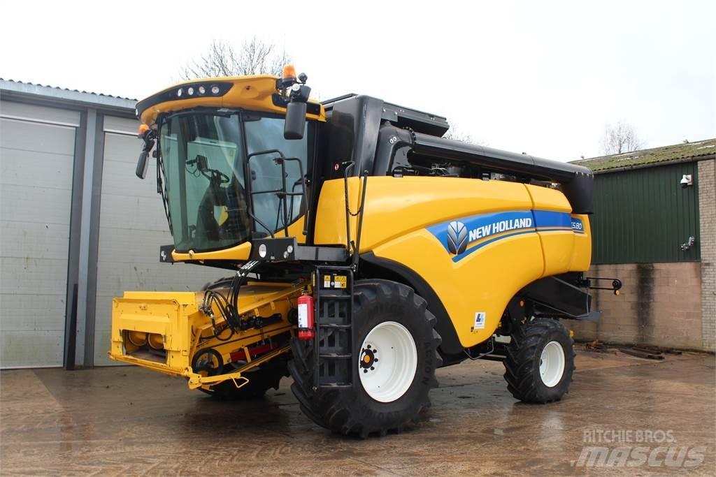 New Holland CX5.80S 聯合收穫機