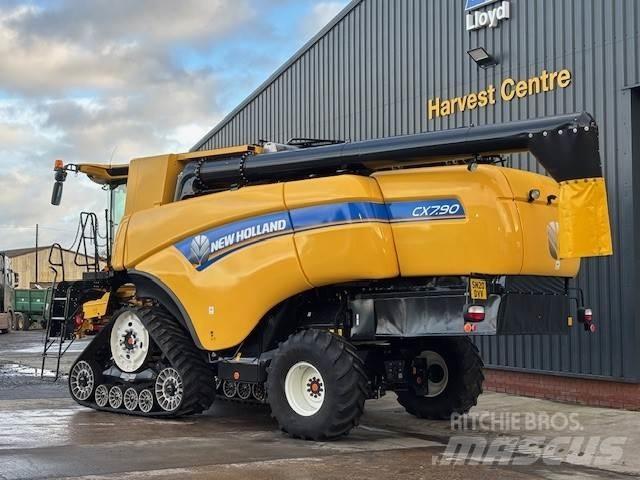 New Holland CX7.90 聯合收穫機