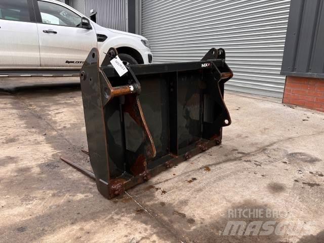 Quicke Muck Grab 倉儲卸載設備
