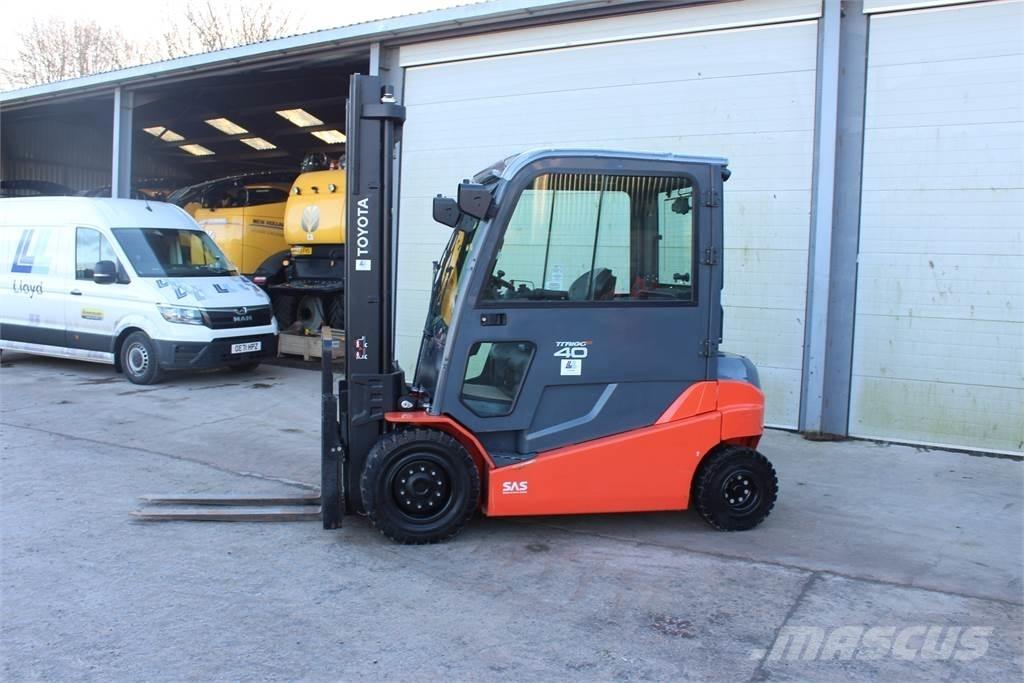 Toyota 4T Forklift 堆高機(叉車)-其他