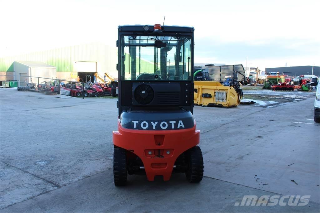 Toyota 4T Forklift 堆高機(叉車)-其他