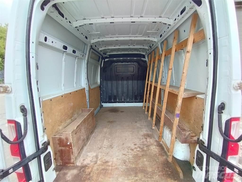 Vauxhall Movano 皮卡.傳統半斗卡車/側卸板