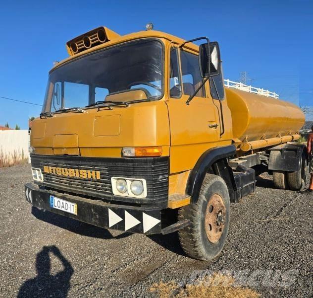Mitsubishi Fuso 運油車