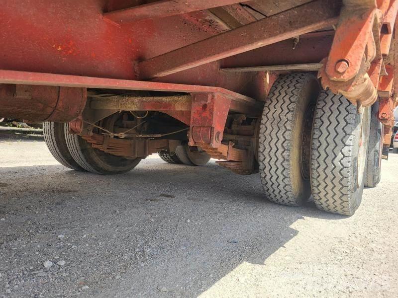 Nicolas . 車輛運輸半拖車
