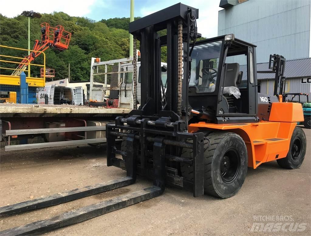 Doosan DL160 柴油卡車