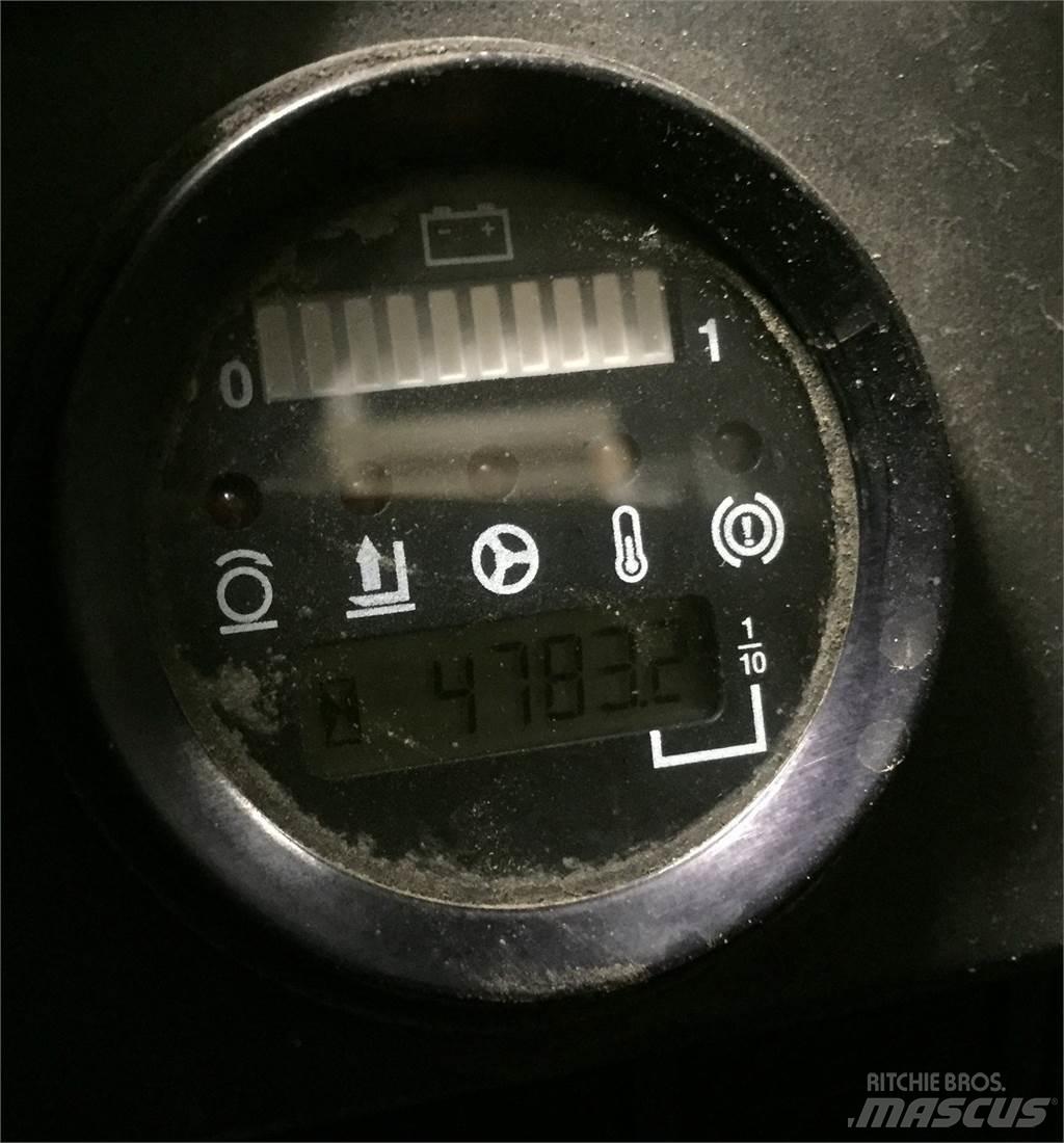 Fenwick R14 A 前伸式堆高機(叉車)