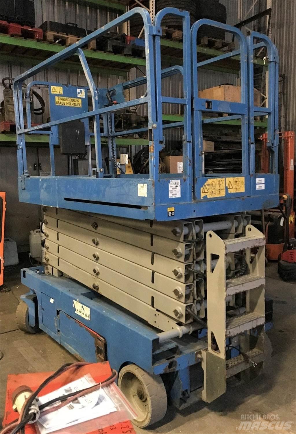 Genie GS-4047 剪式升降機