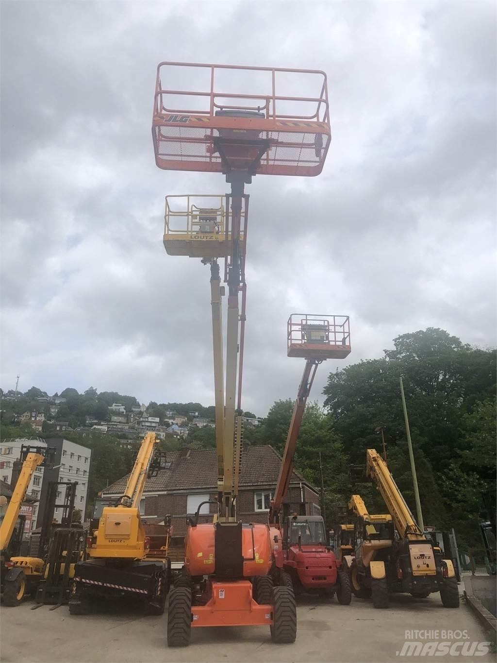 JLG 800AJ 其他升降機和作業平台