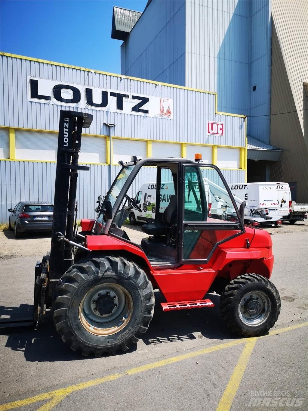 Manitou M26-4 越野車