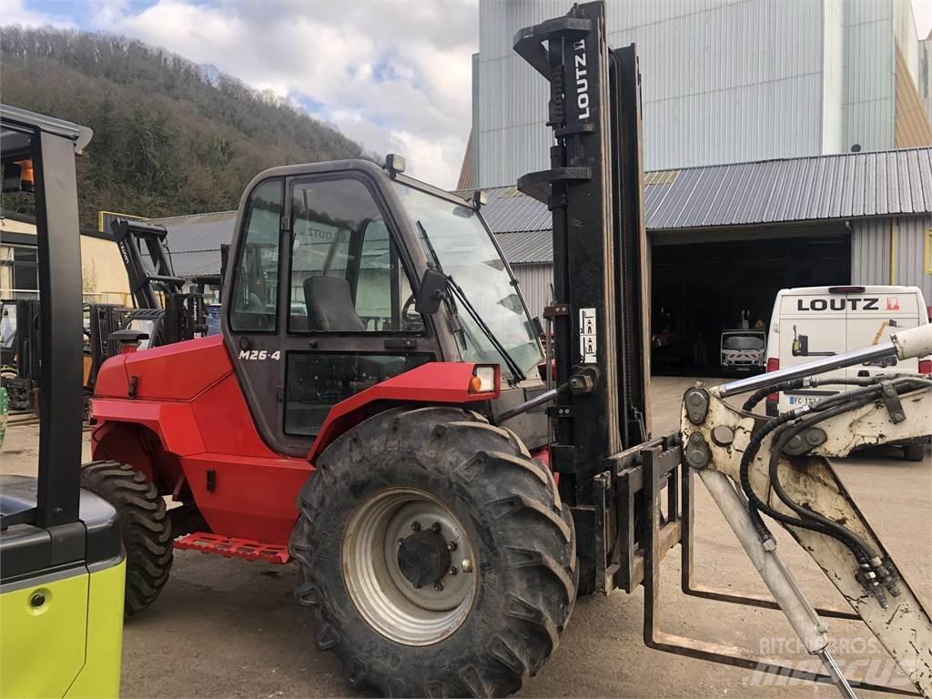Manitou M26-4 越野車