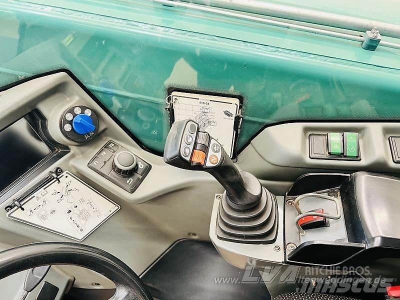 Kramer KT557 伸縮臂操作車