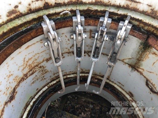  UM  15X30 輪胎、車輪和輪圈