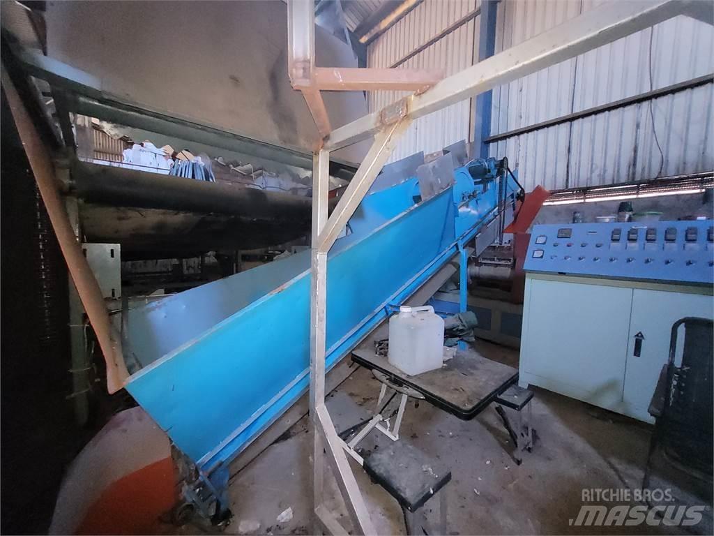  200 廢棄物壓縮機