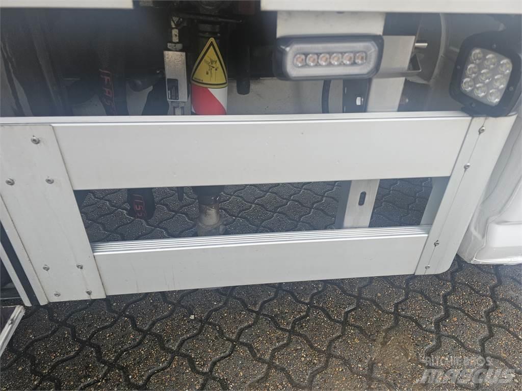 MAN TGE 6.160 A8 平板式/側卸式卡車