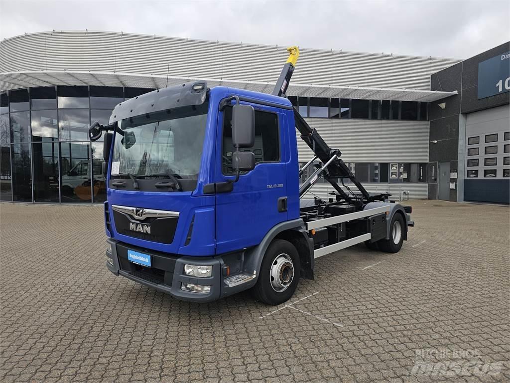 MAN TGL 12.190 BL 吊鉤式起重車