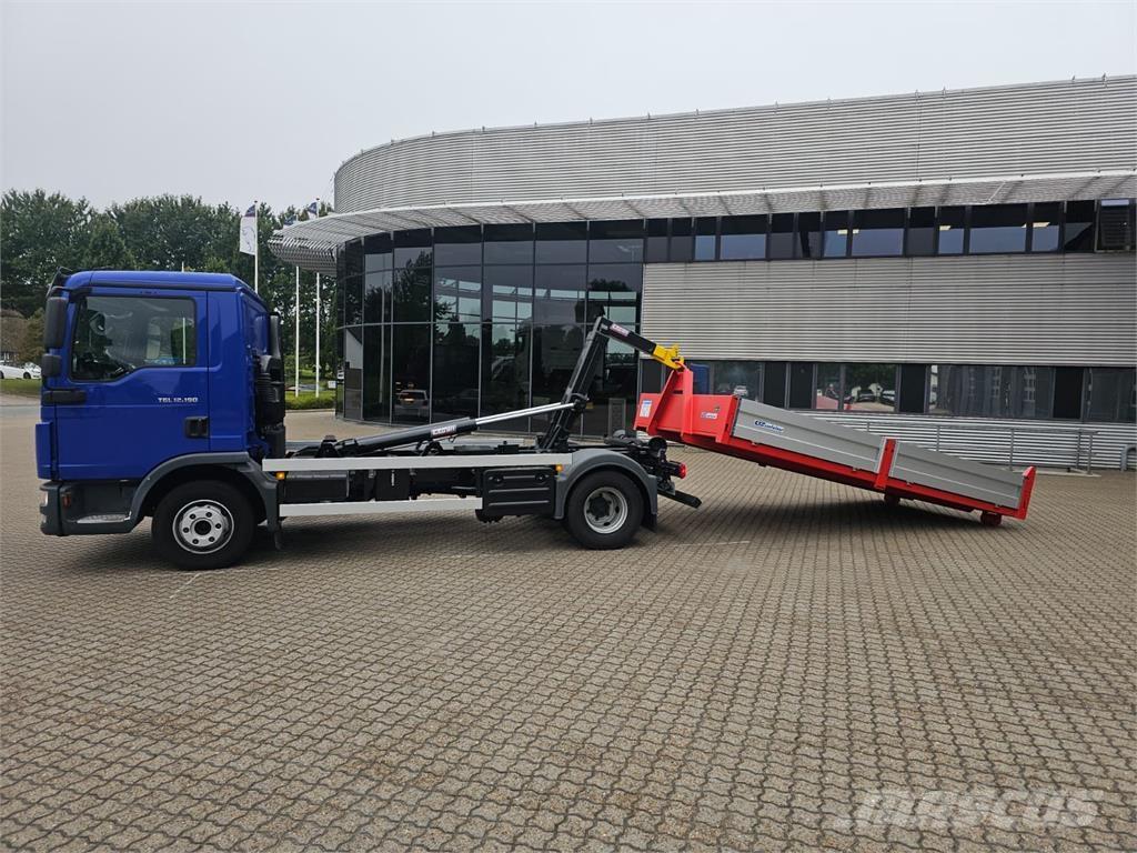 MAN TGL 12.190 BL 吊鉤式起重車