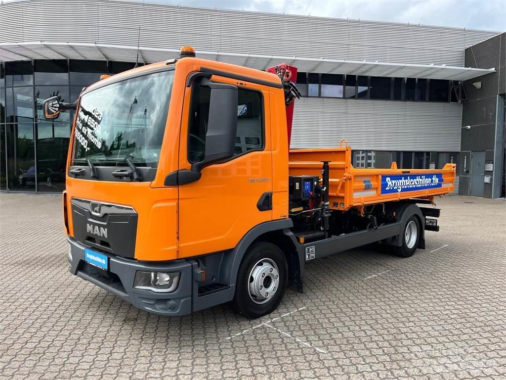 MAN TGL 8.220 起重機卡車
