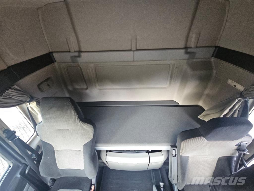 MAN TGM 15.290 貨箱式卡車