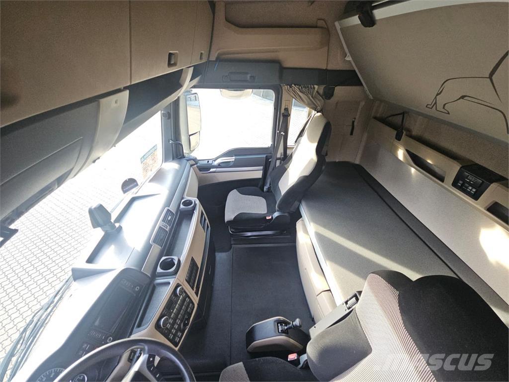 MAN TGX 26.470 曳引機組件