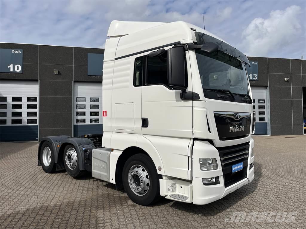 MAN TGX 26.470 6x2-2 曳引機組件