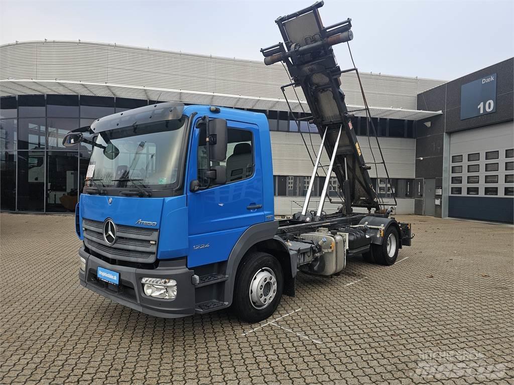 Mercedes-Benz Atego 1224 起重可拆卸式卡車