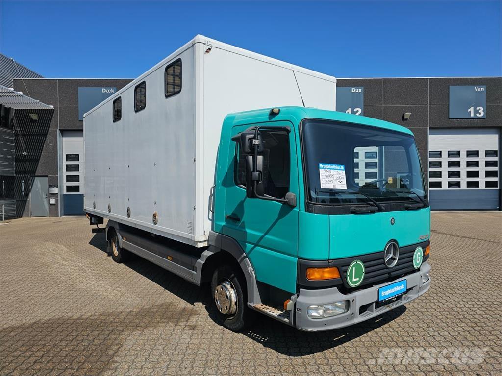 Mercedes-Benz Atego 817 動物運輸貨卡車