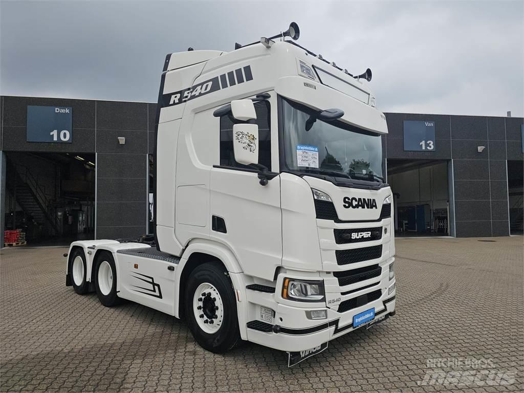 Scania R540 6x2 曳引機組件