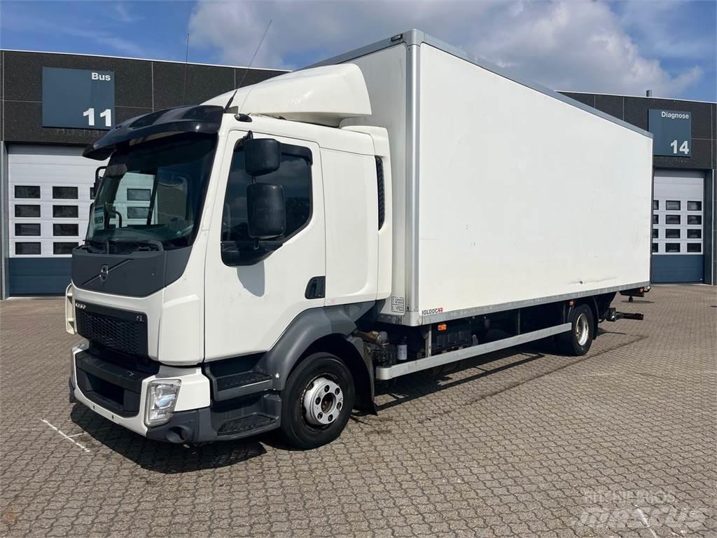 Volvo FL210 貨箱式卡車