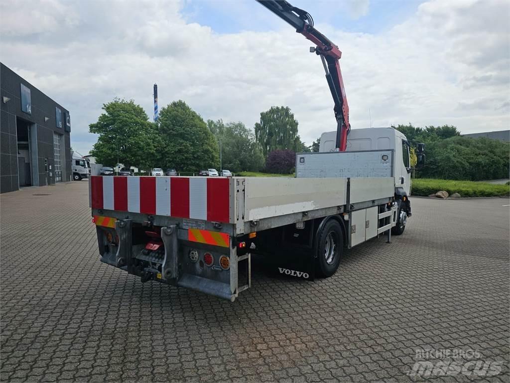Volvo FL250 起重機卡車