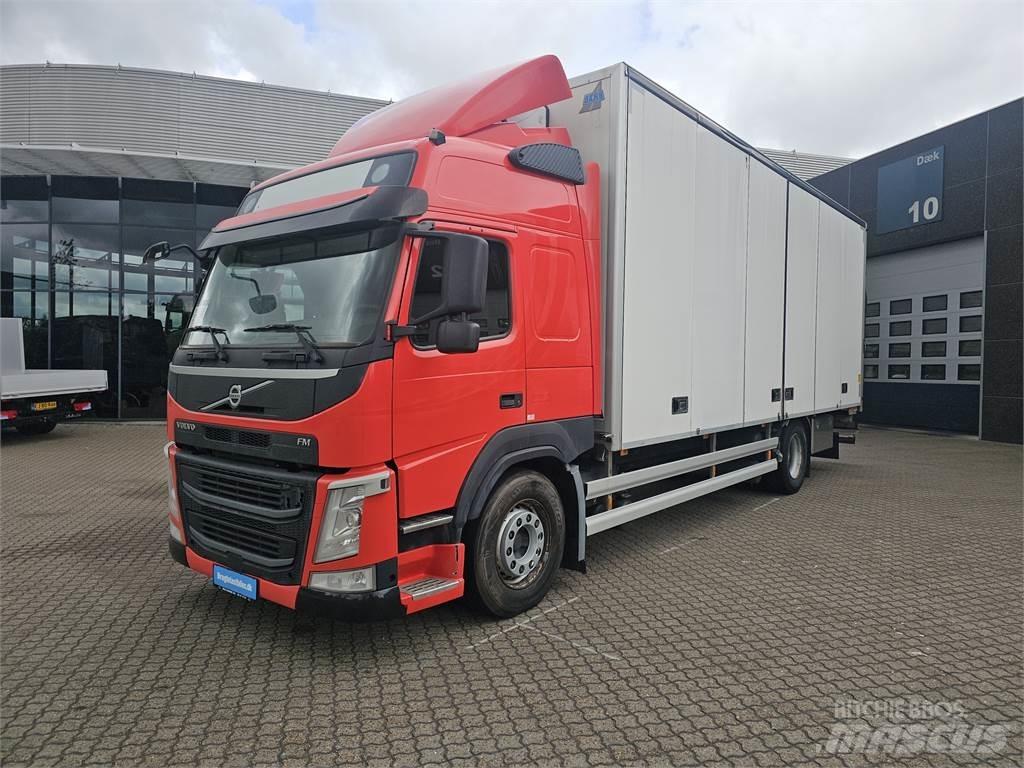 Volvo FM340 貨箱式卡車