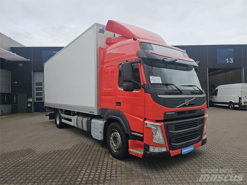 Volvo FM340 貨箱式卡車