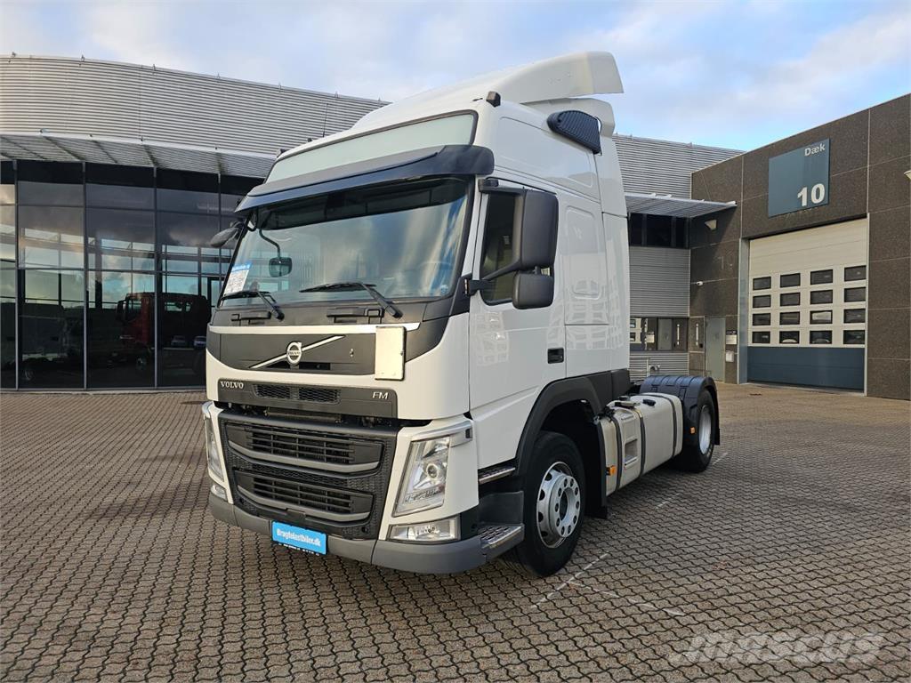 Volvo FM450 曳引機組件