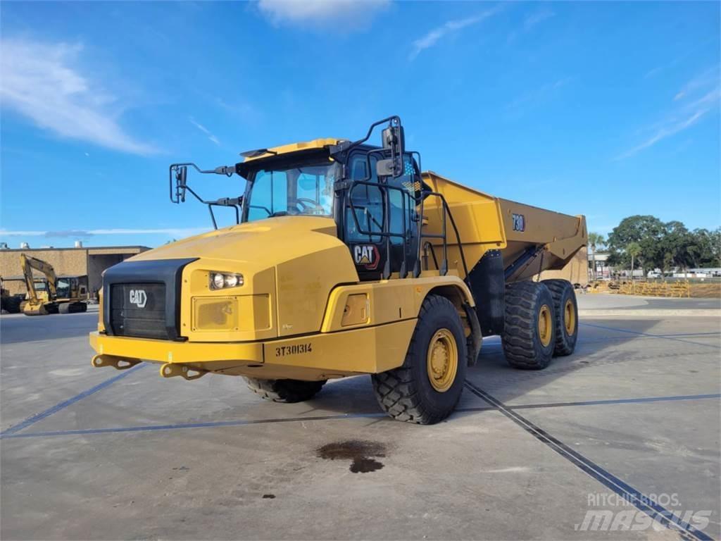 CAT 730 鉸接式起吊車