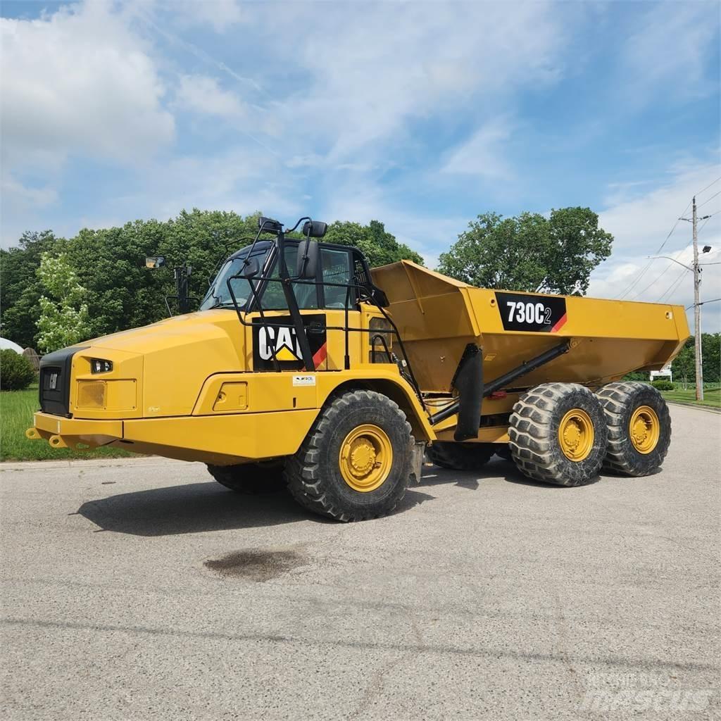 CAT 730C2 鉸接式起吊車