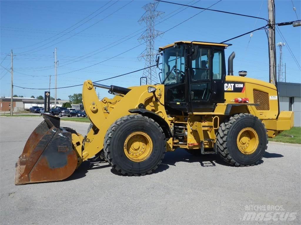 CAT 938M 輪胎式裝載機
