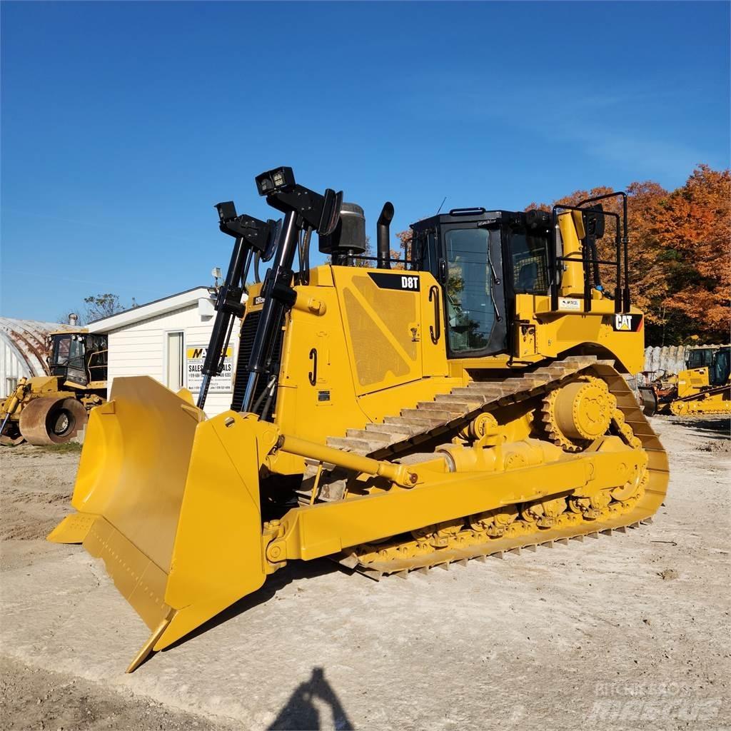 CAT D8T 履帶推土機