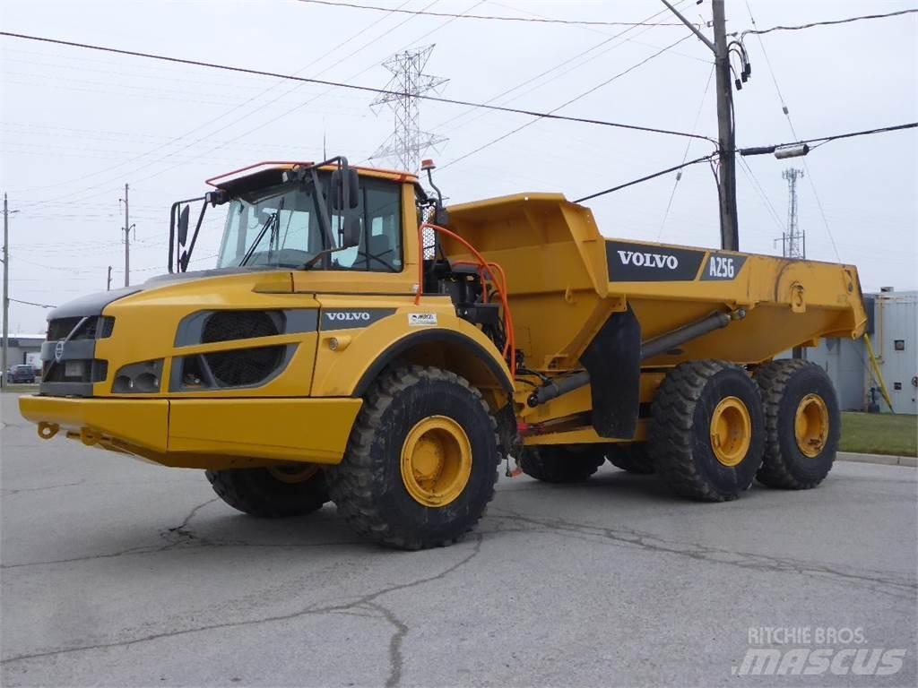 Volvo A25G 鉸接式起吊車
