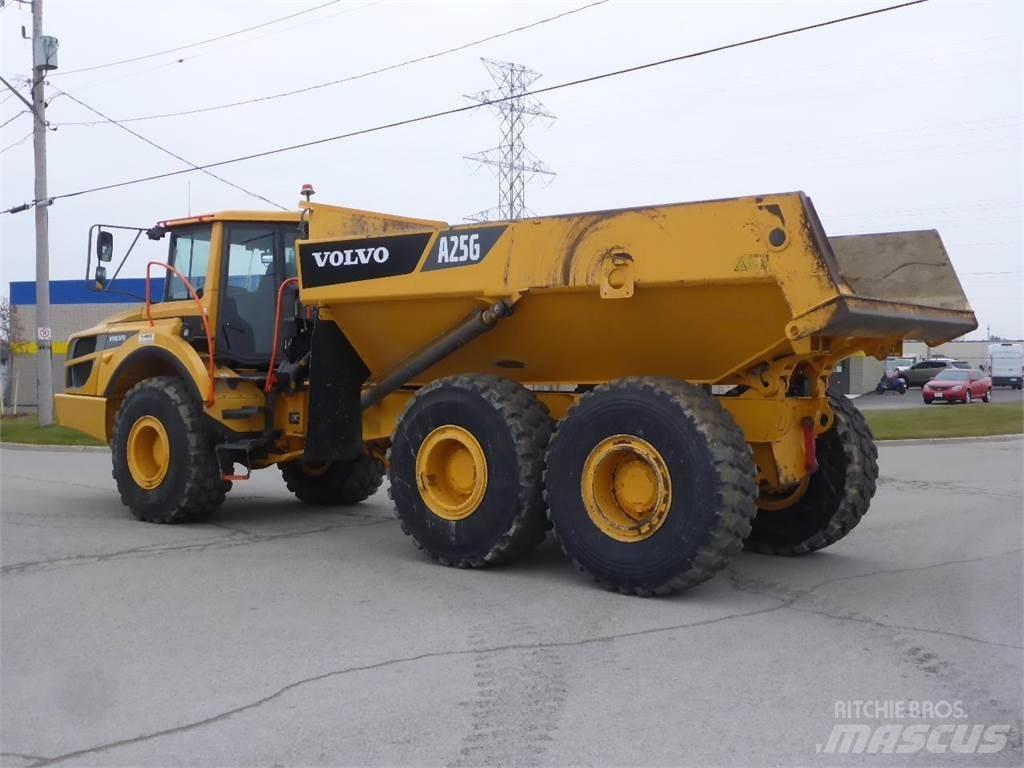 Volvo A25G 鉸接式起吊車