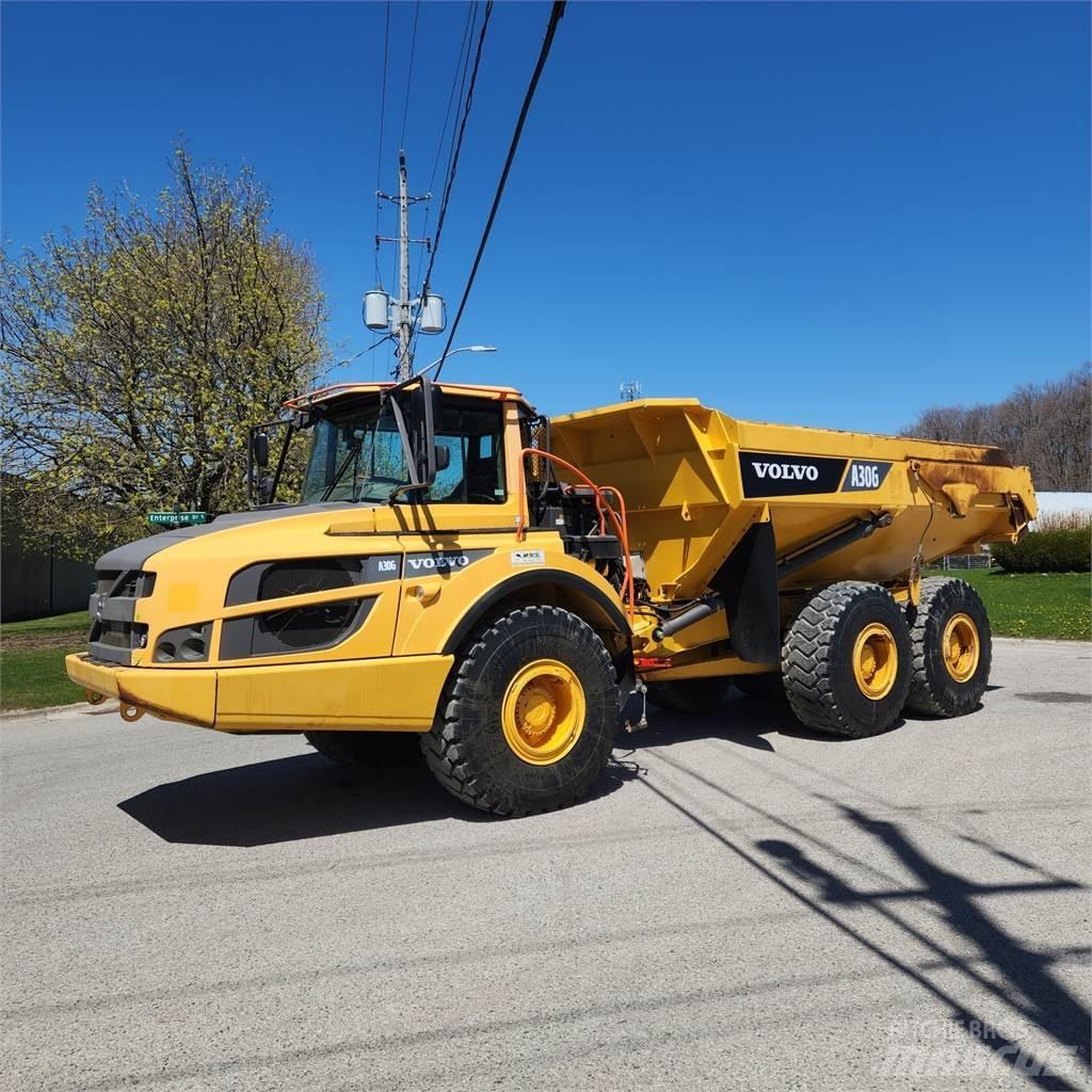 Volvo A30G 鉸接式起吊車