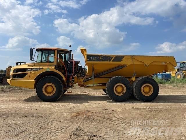 Volvo A30G 鉸接式起吊車