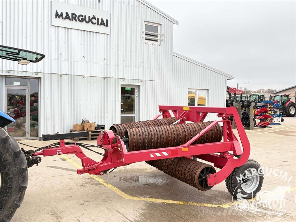 Agro-Factory 5,3 m. 其他農業機械