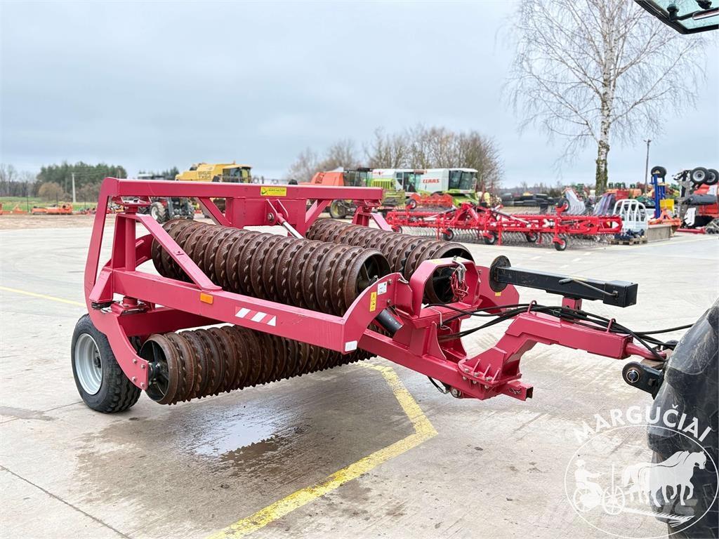 Agro-Factory 5,3 m. 其他農業機械