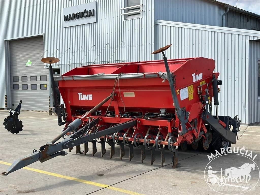 Tume HKL 3000, 3 m. 其他農業機械