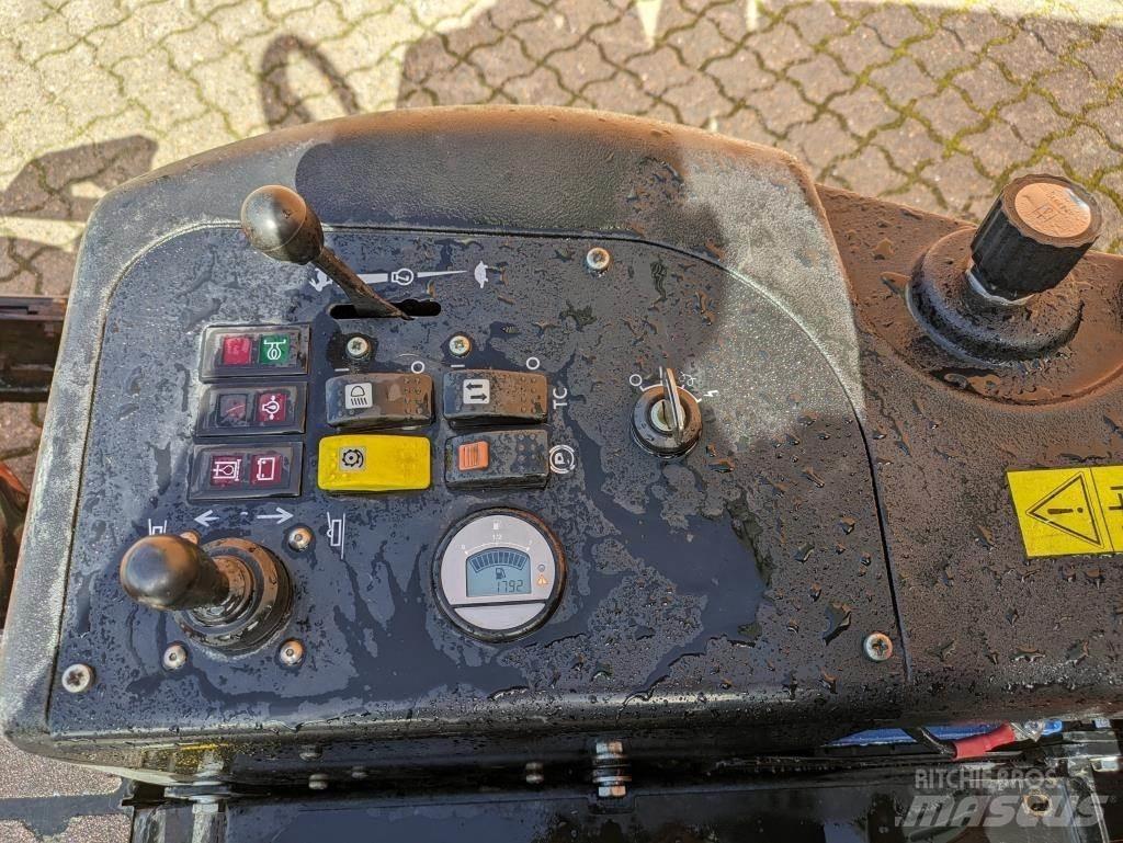 Jacobsen AR-3 騎乘式割草機
