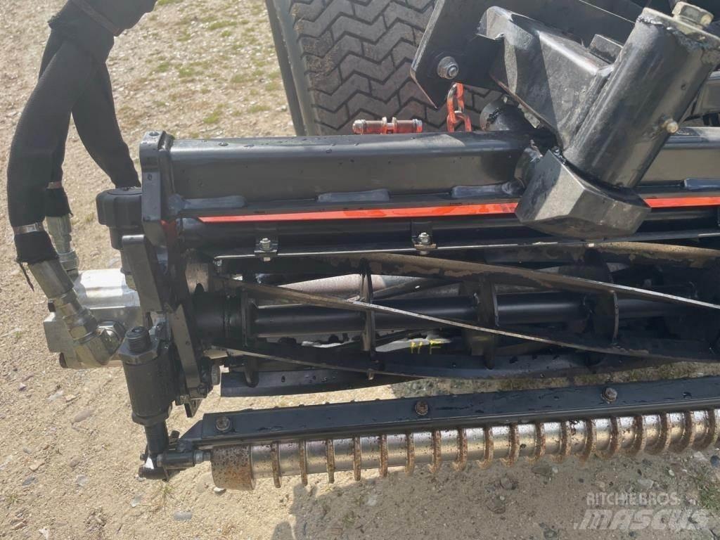 Jacobsen FAIRWAY 250 騎乘式割草機